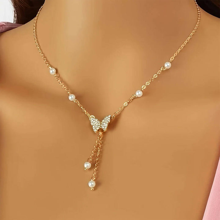 Lumière Butterfly Necklace
