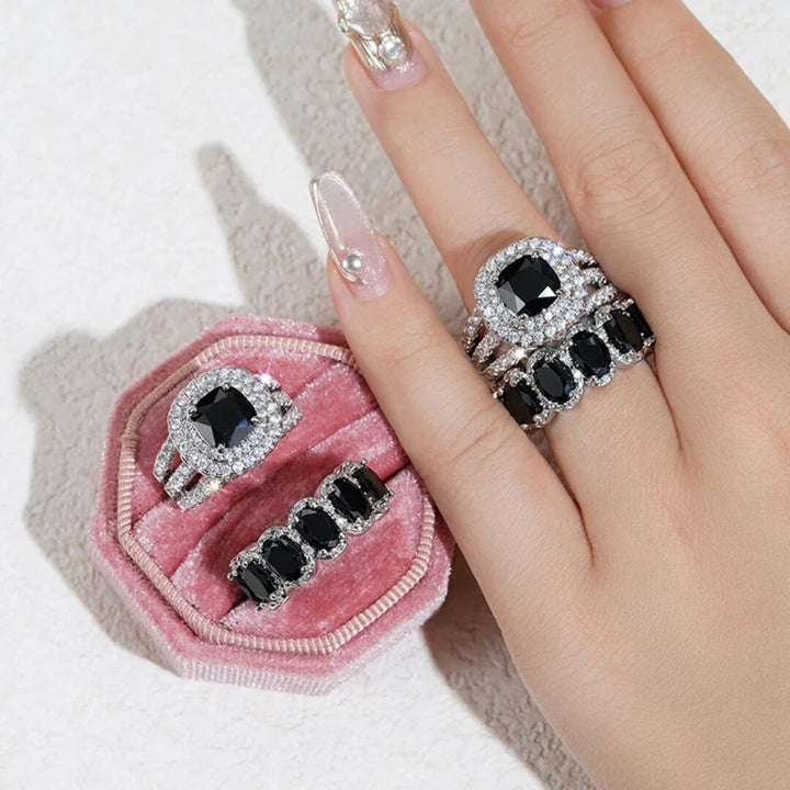 Eterna Halo Ring Set