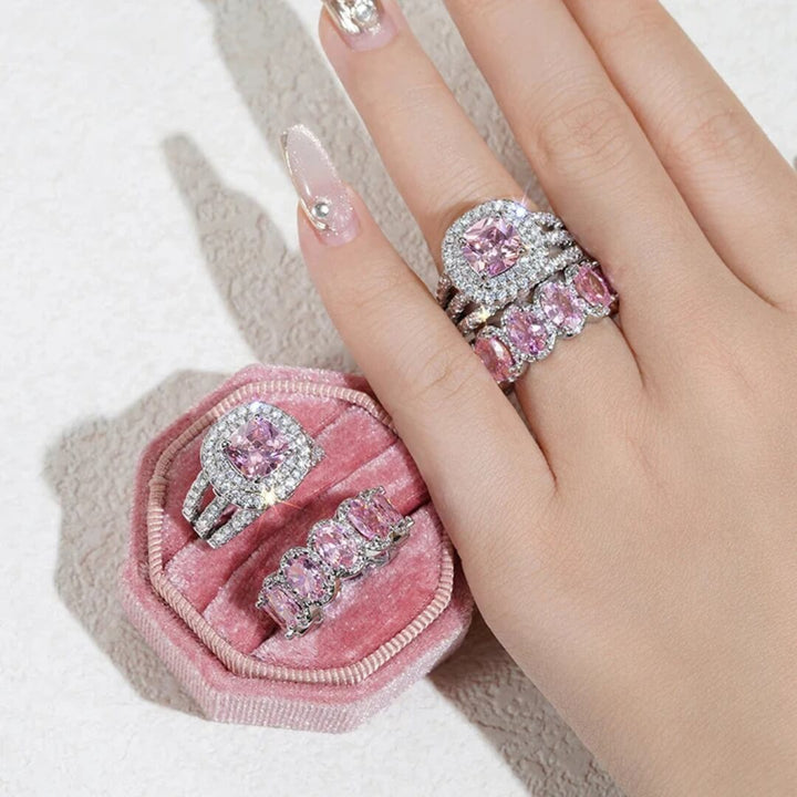 Eterna Halo Ring Set