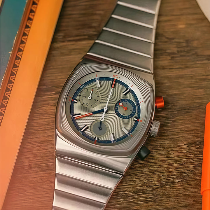 Retro Vibe Timepiece