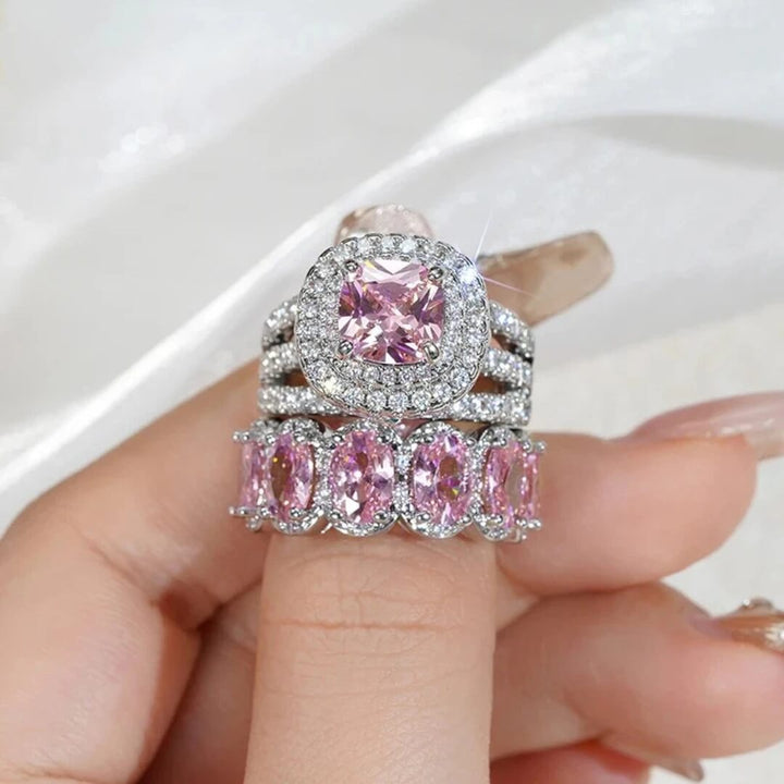 Eterna Halo Ring Set