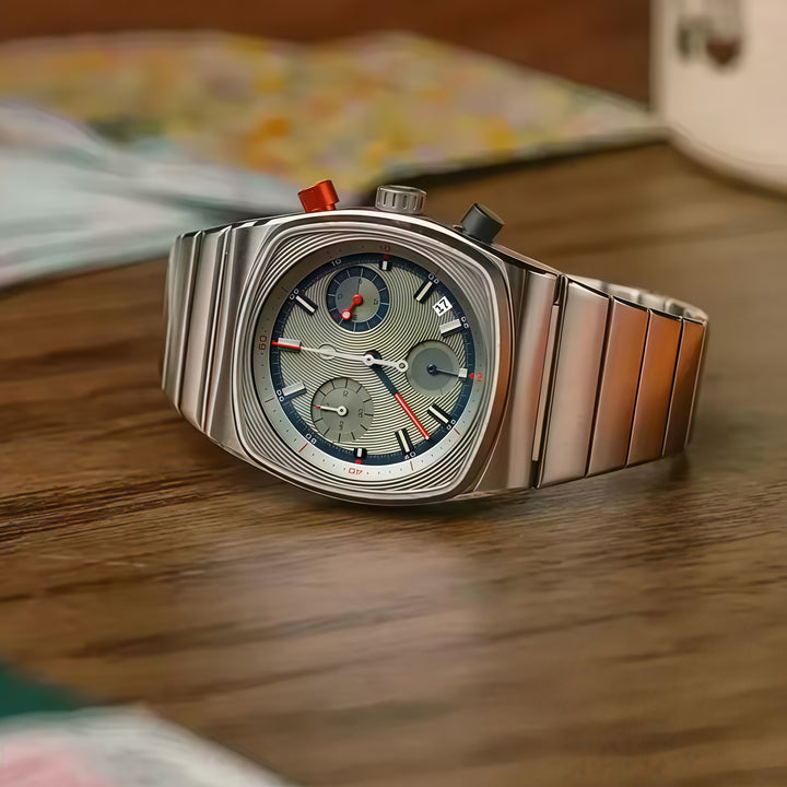 Retro Vibe Timepiece