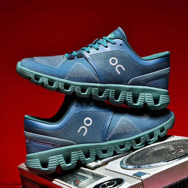 OC Airflow Sneakers