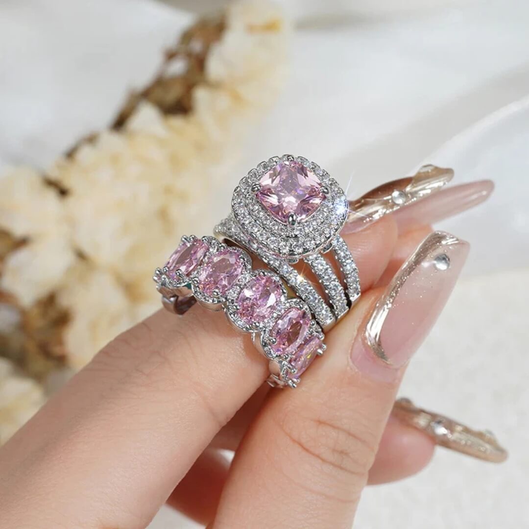 Eterna Halo Ring Set