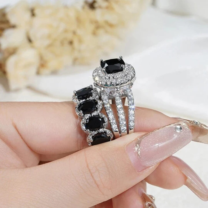 Eterna Halo Ring Set
