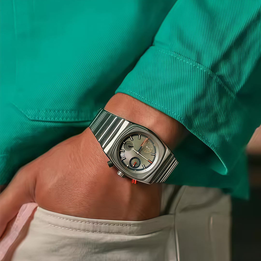 Retro Vibe Timepiece