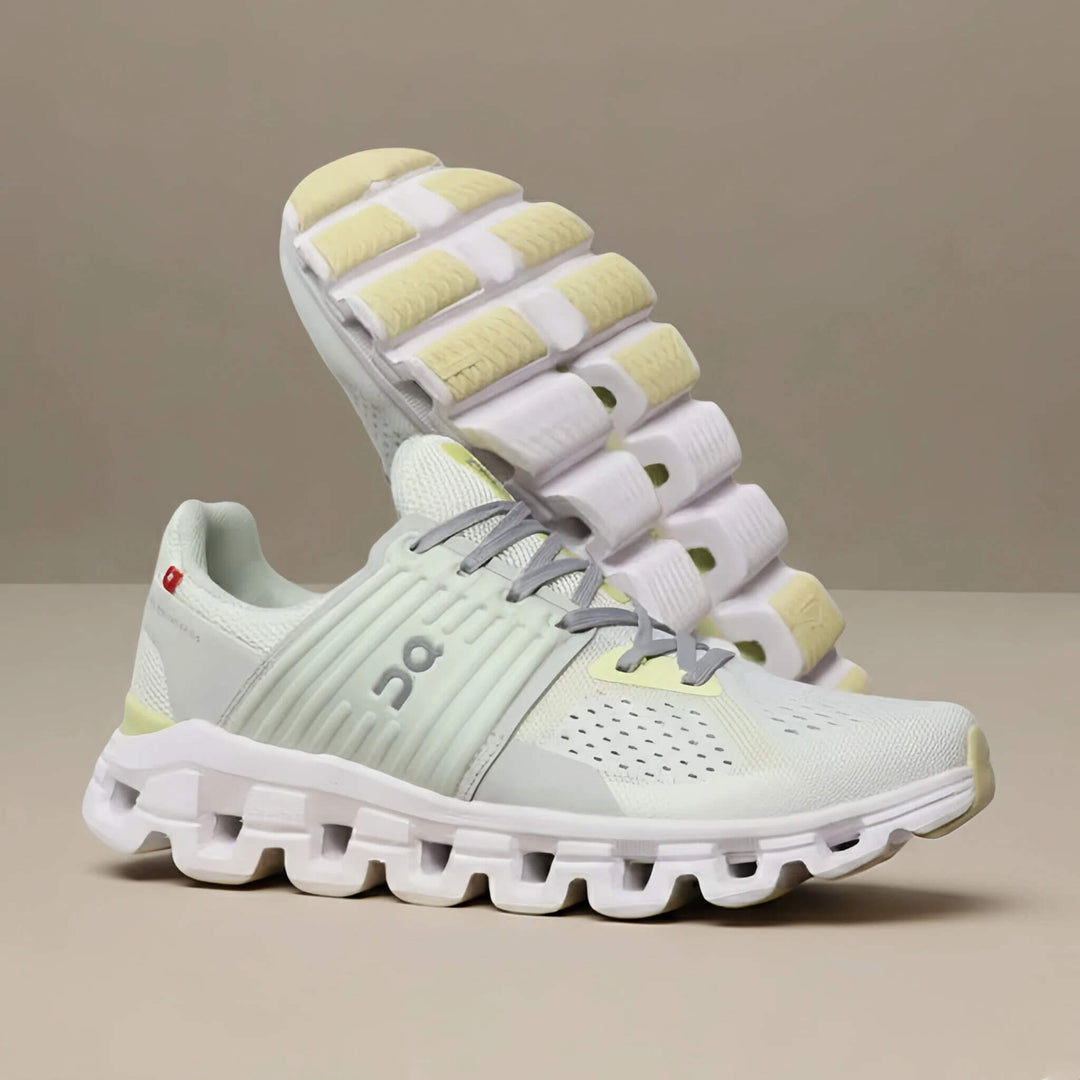 ON CloudSwift 4 Sneakers