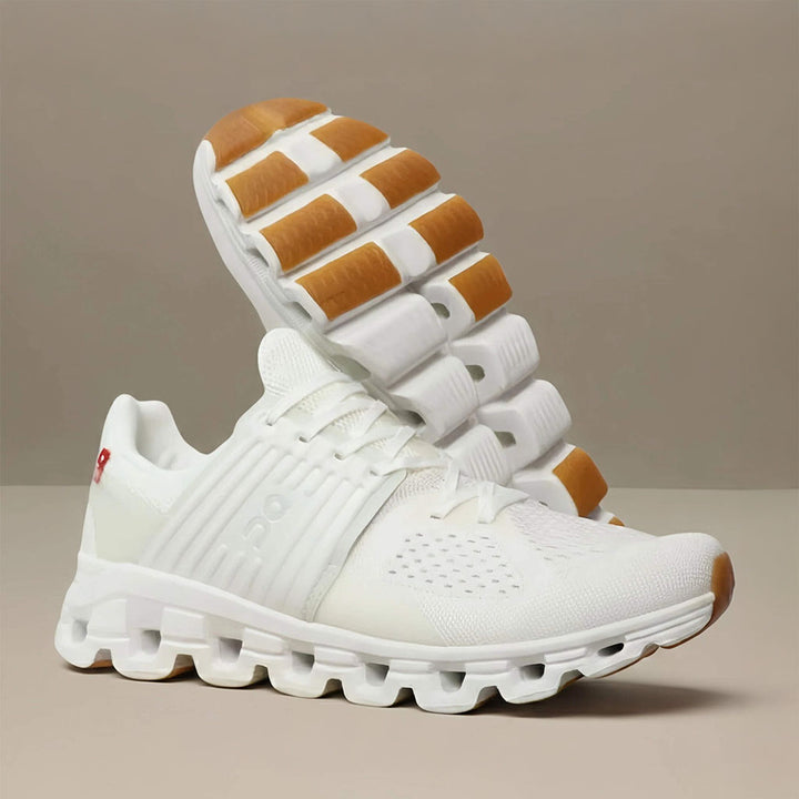 ON CloudSwift 4 Sneakers